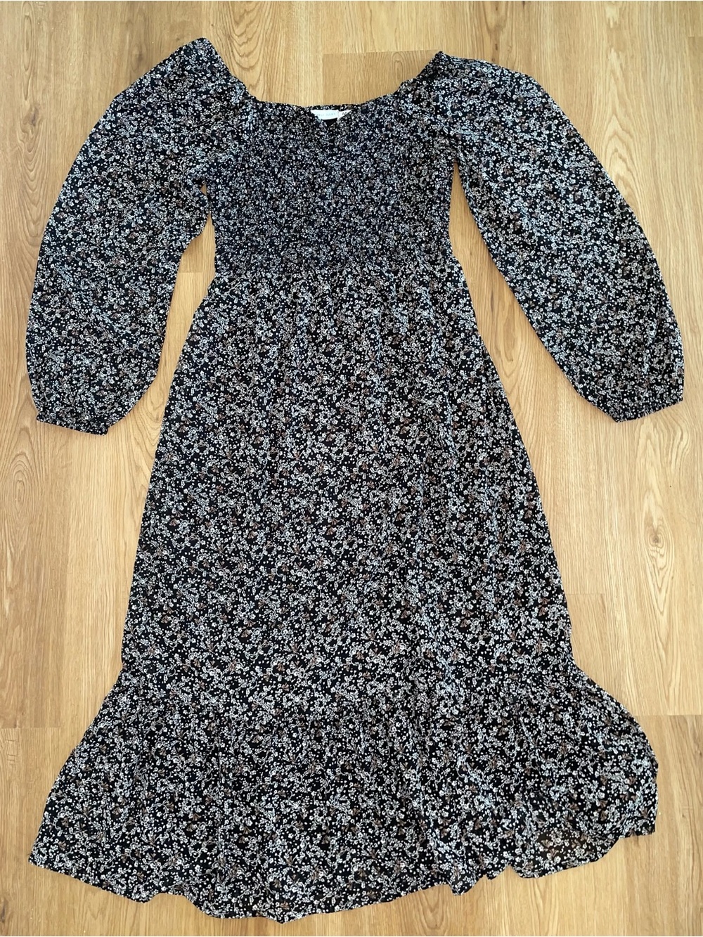Sincerely Jules Black Floral Puff Sleeve maxi Dress